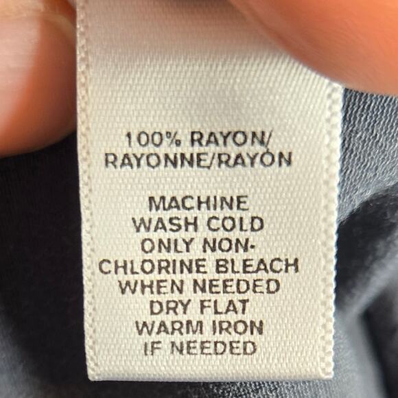 LOFT Women's Gray Roll Tab 3/4 To Shortsleeve Boat Neck Rayon Blouse Size XS - Picture 9 of 9